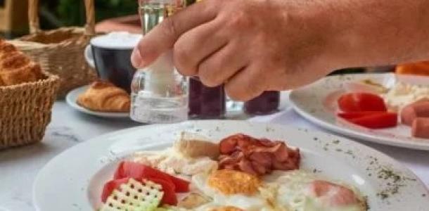 عادات يومية قد تضر بصحة الكلى فى صمت
