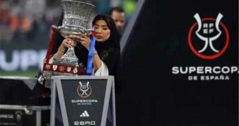ماركا: مصر تنافس أمريكا والصين لاستضافة كأس السوبر الإسباني