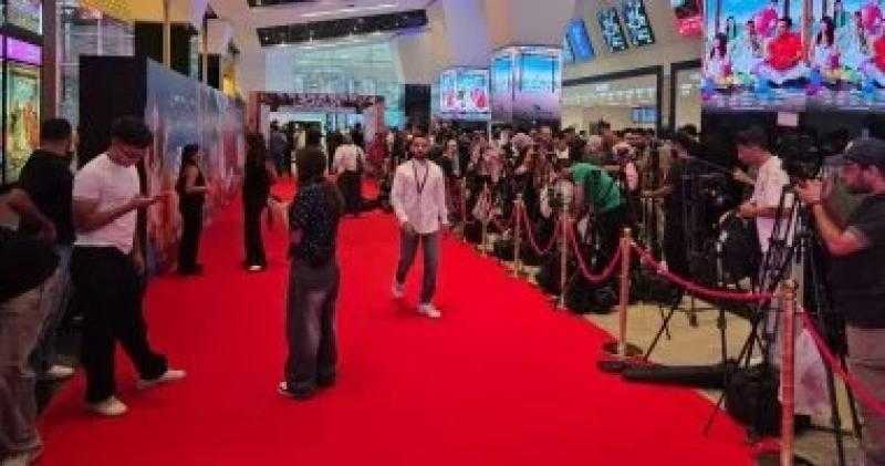 إلغاء العرض الخاص لفيلم الجواهرجى بسبب وفاة شقيق محمد هنيدى