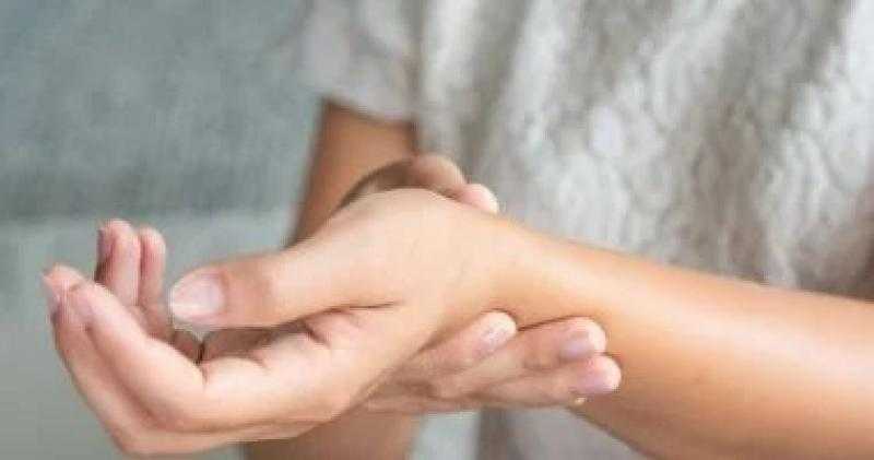 علامات التهاب المفاصل الظاهرة.. طرق تخفيفها وعلاجها