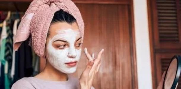 وصفات طبيعية للتخلص من حب الشباب