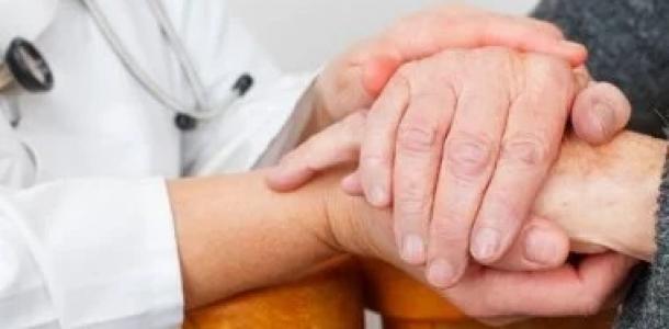 أطباء يزرعون جهازين للمخ والقلب لرجل فى عملية واحد نادرة.. اعرف التفاصيل
