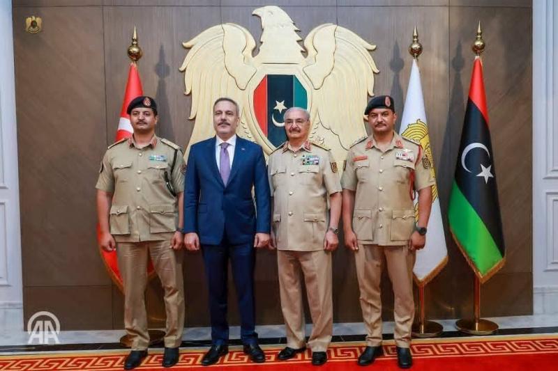 وزير خارجيه تركيا يزور ليبيا ودخول الشركات التركية للاعمار 