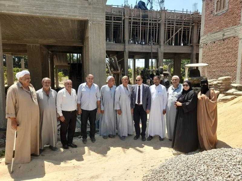الدكتور النائب أحمد دندش ينجح فى انهاء ازمة معهد السودانية الازهري بقرية عين غصين
