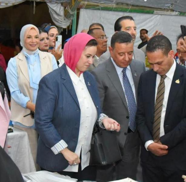 اليوم الاخباري