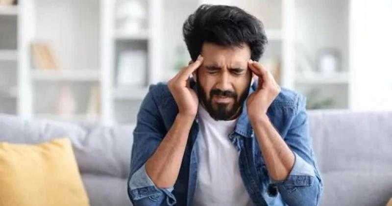 تستيقظ مصابا بالصداع كل صباح.. 8 أسباب محتملة وطرق الوقاية