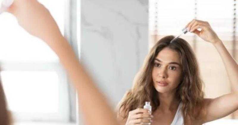 هل طريقة نومك تضر شعرك؟.. 6 عادات ليلية نمارسها دون أن ننتبه