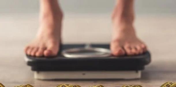 ليست دهونًا.. أسباب تقلبات الوزن على الميزان خلال اليوم