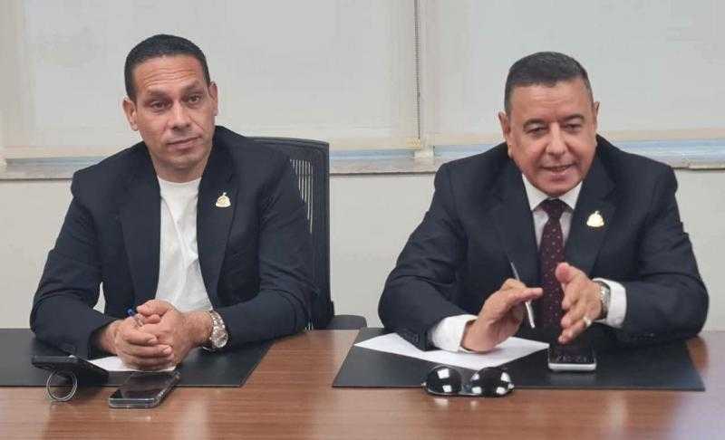 سيد عبد الجليل خلال لقاء هيئة الرعاية الصحية:تذليل العقبات أمام المنتفعين اهم مطالبنا