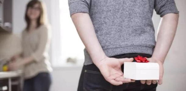 الحب موجود لكن الخلافات مستمرة؟.. اعرفى إزاى تقربى المسافات بالذكاء العاطفى