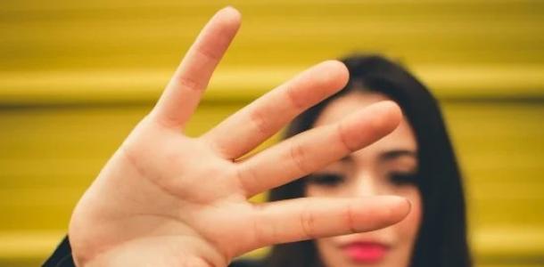 إزاى تحافظ على راحتك من غير ما تخسر اللى حواليك؟.. 8 نصائح لوضع حدود صحية