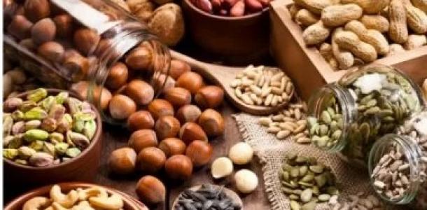 أى نوع من المكسرات هو الأكثر فائدة لجسمك وصحتك؟.. تعرف على أفضل الخيارات