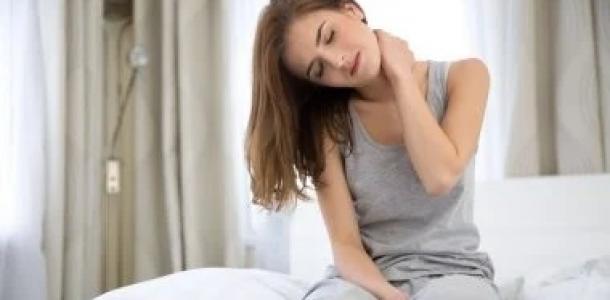 5 تمارين بسيطة لتخفيف آلام الرقبة وتقويتها.. تعرف عليها